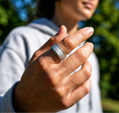 LuminaRing | Intelligent Health Insights on Your Finger