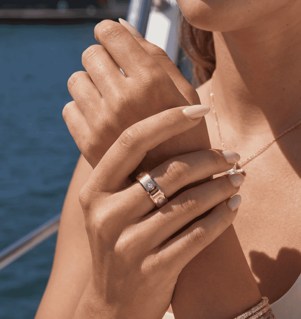 LuminaRing | Intelligent Health Insights on Your Finger