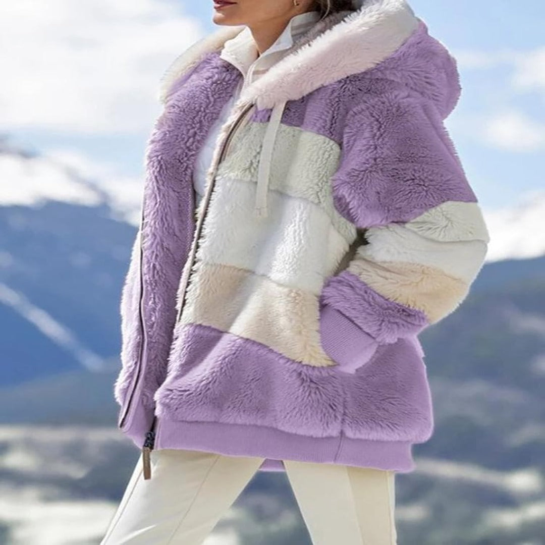 WinterHug | Warme Winterjas van Pluche met Colorblock Design