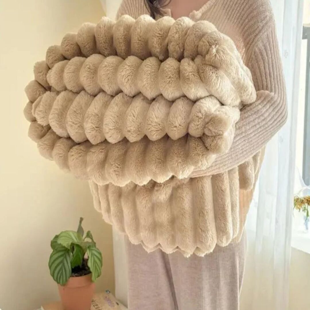 SnuggleBlanket | Zachte & Warme Deken voor Koude Nachten en Stijlvol Interieur