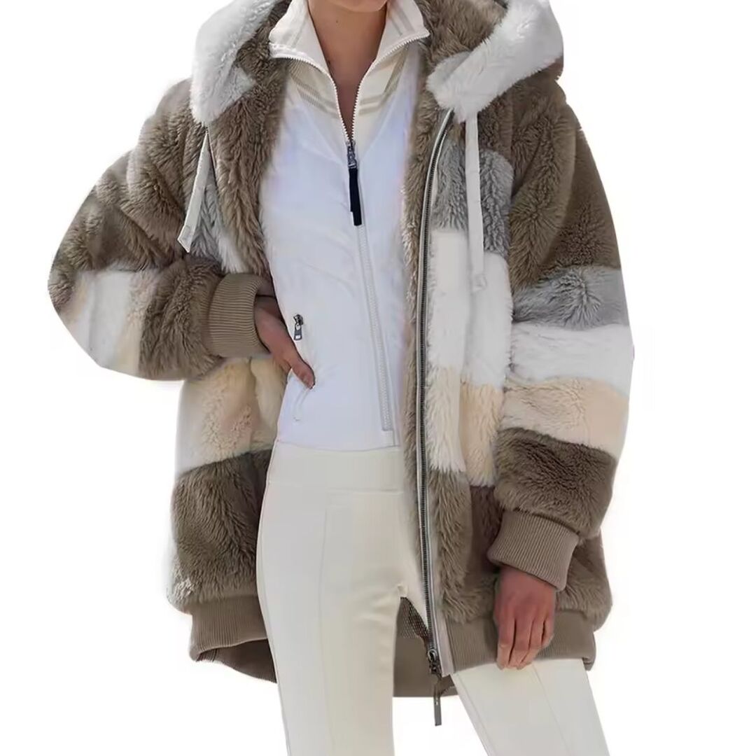 WinterHug | Warme Winterjas van Pluche met Colorblock Design