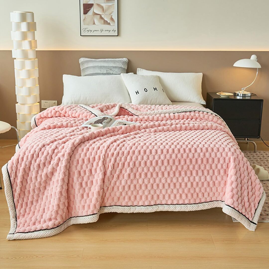 HeatNest | Innovatieve Warmtedeken voor Perfecte Slaapomstandigheden