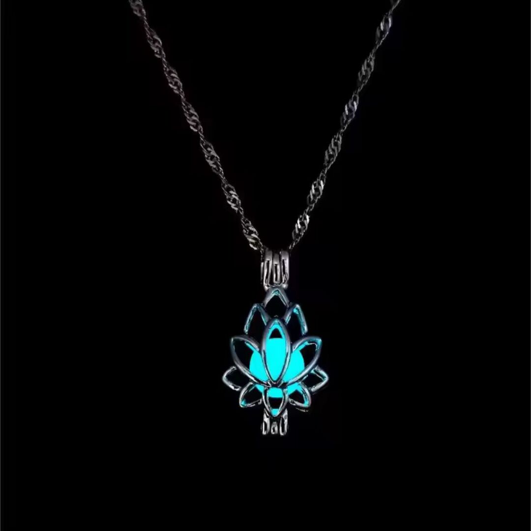 SoulGlow | Lichtgevende Ketting met Symbolisch Pendent